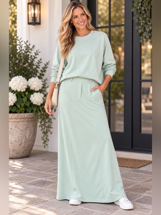 Aleeza Paris Dresses & Skirts - Aleeza Paris Elara Tiffany Maxi Skirt & Sweatshirt Set NWOT